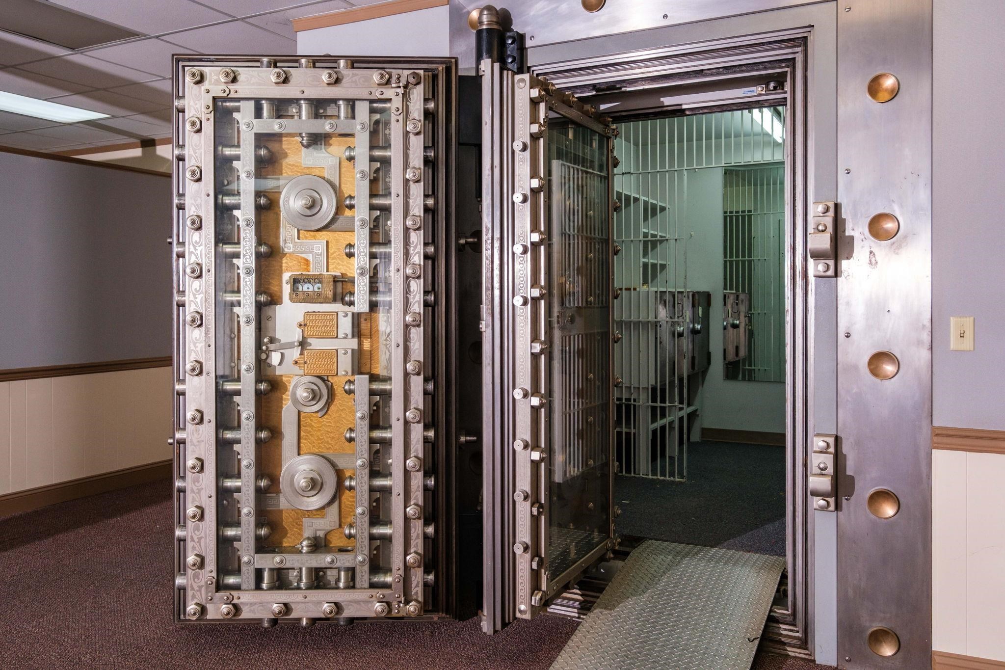 120 S MAIN ST, EDINBURG, Virginia 22824, ,Commercial,120 S MAIN ST,675914 MLS # 675914