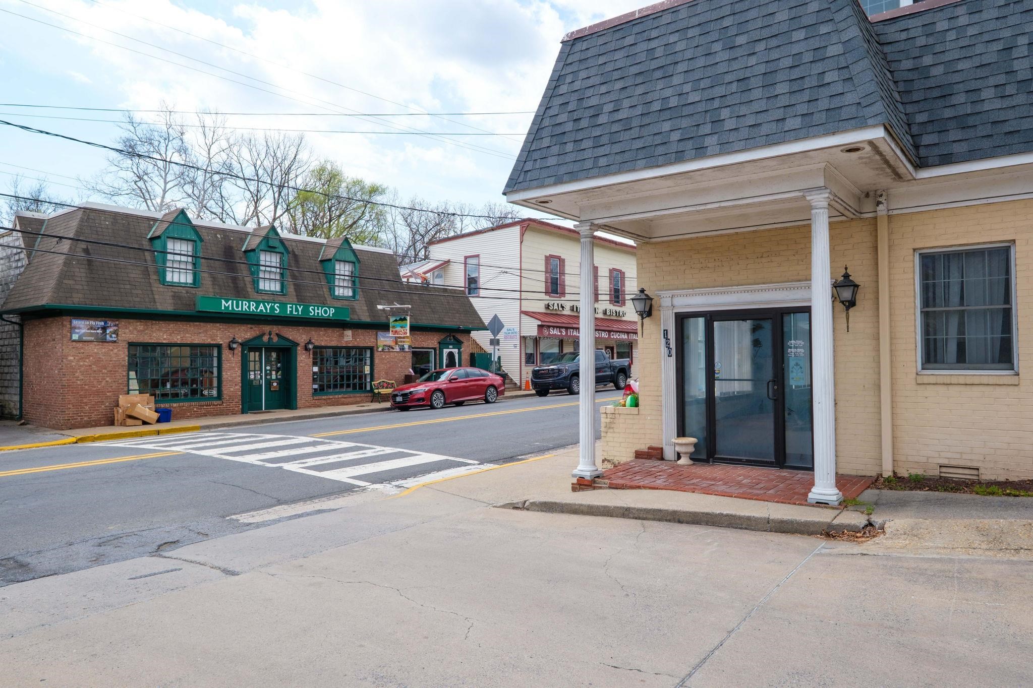 120 S MAIN ST, EDINBURG, Virginia 22824, ,Commercial,120 S MAIN ST,675914 MLS # 675914