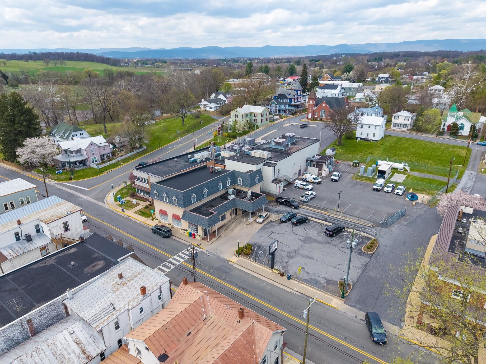 120 S MAIN ST, EDINBURG, Virginia 22824, ,Commercial,120 S MAIN ST,675914 MLS # 675914