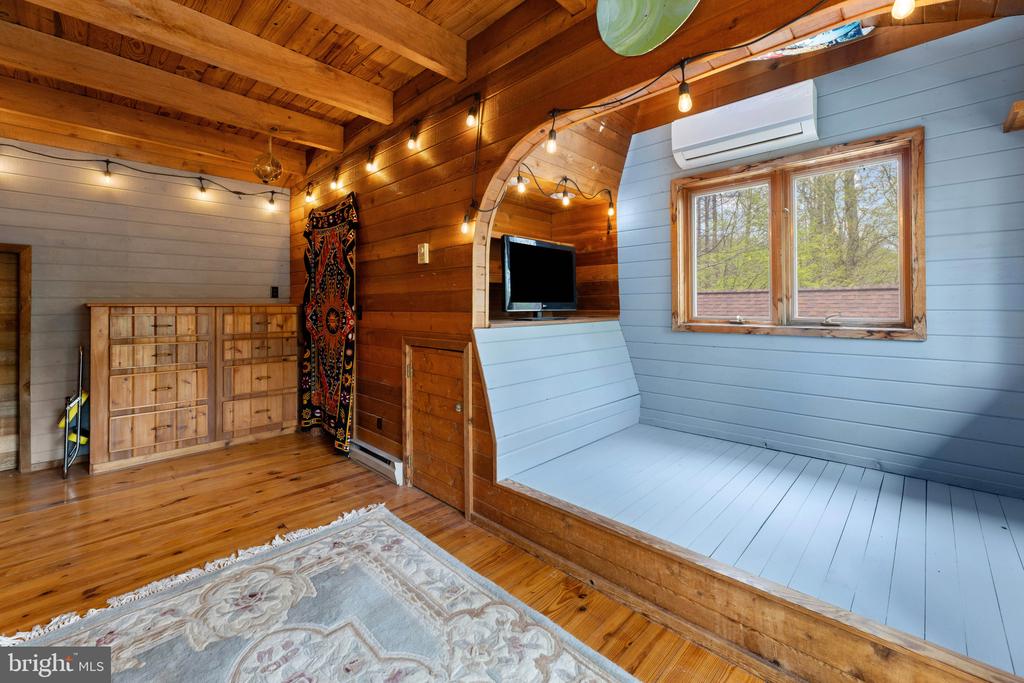 902 HARRIS HOLLOW RD, WASHINGTON, Virginia, 4 Bedrooms Bedrooms, ,4 BathroomsBathrooms,Residential,902 HARRIS HOLLOW RD,VARP2002516 MLS # VARP2002516