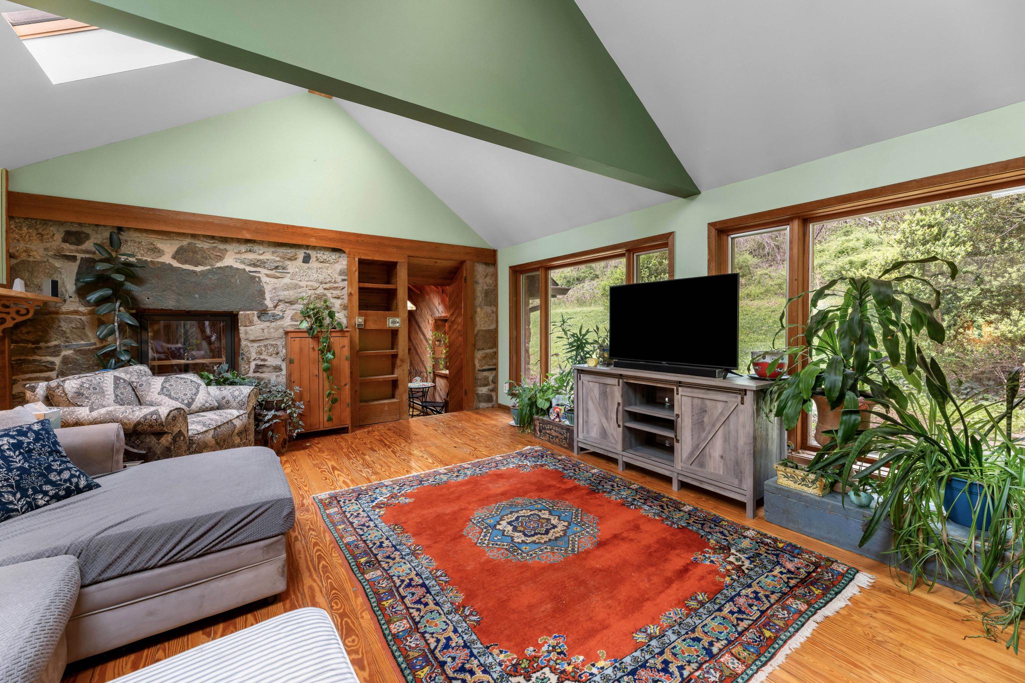 902 HARRIS HOLLOW RD, WASHINGTON, Virginia, 4 Bedrooms Bedrooms, ,4 BathroomsBathrooms,Residential,902 HARRIS HOLLOW RD,VARP2002516 MLS # VARP2002516