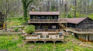 902 HARRIS HOLLOW RD, WASHINGTON, Virginia, 4 Bedrooms Bedrooms, ,4 BathroomsBathrooms,Residential,902 HARRIS HOLLOW RD,VARP2002516 MLS # VARP2002516