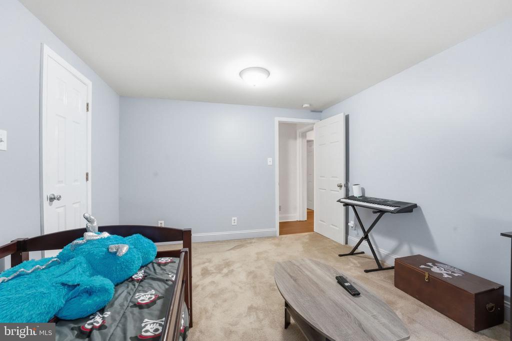 308 WESTOVER PKWY, LOCUST GROVE, Virginia 22508, 4 Bedrooms Bedrooms, ,3 BathroomsBathrooms,Residential,308 WESTOVER PKWY,VAOR2013510 MLS # VAOR2013510