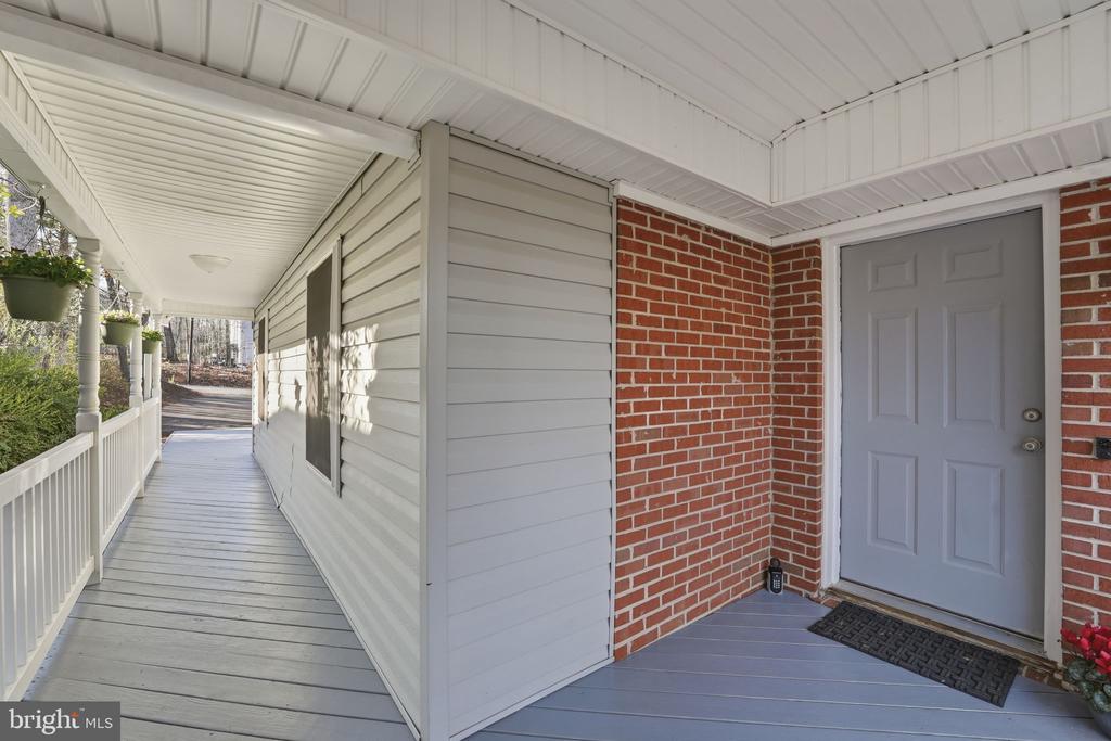 308 WESTOVER PKWY, LOCUST GROVE, Virginia 22508, 4 Bedrooms Bedrooms, ,3 BathroomsBathrooms,Residential,308 WESTOVER PKWY,VAOR2013510 MLS # VAOR2013510