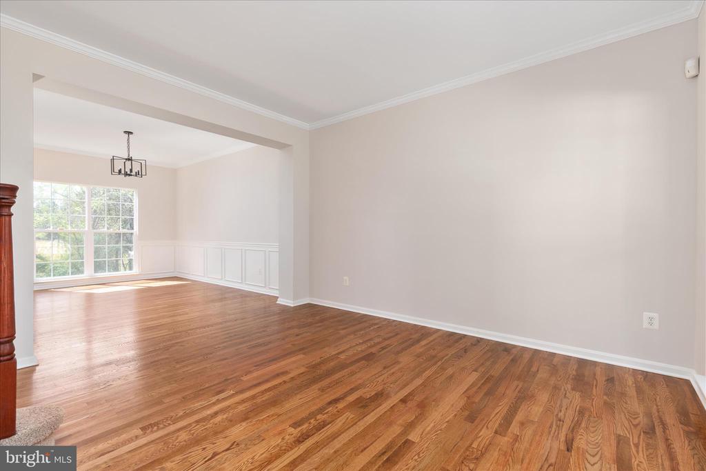 813 KINGSBROOK RD, CULPEPER, Virginia 22701, 4 Bedrooms Bedrooms, ,2 BathroomsBathrooms,Residential,813 KINGSBROOK RD,VACU2013084 MLS # VACU2013084