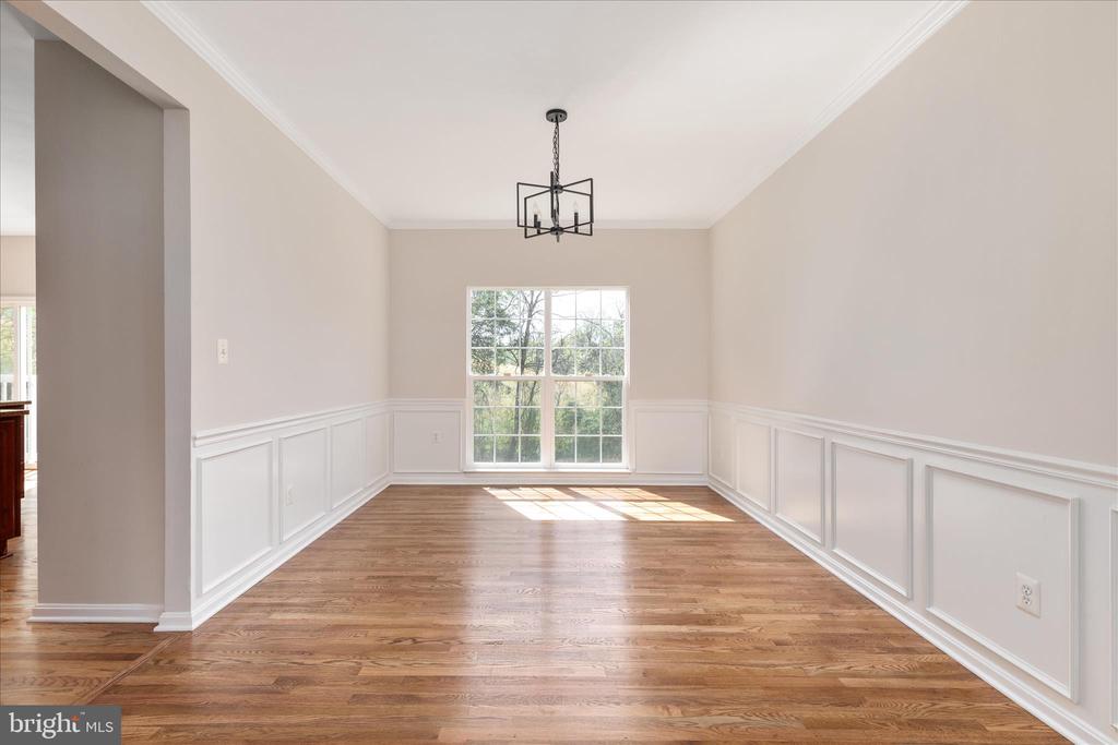 813 KINGSBROOK RD, CULPEPER, Virginia 22701, 4 Bedrooms Bedrooms, ,2 BathroomsBathrooms,Residential,813 KINGSBROOK RD,VACU2013084 MLS # VACU2013084