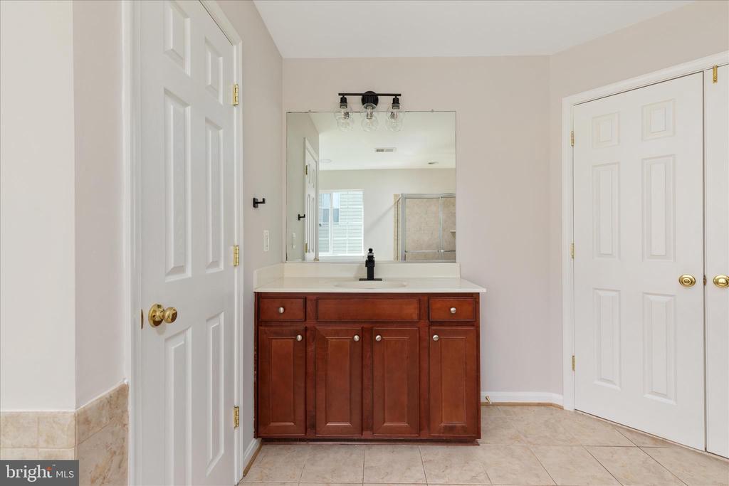 813 KINGSBROOK RD, CULPEPER, Virginia 22701, 4 Bedrooms Bedrooms, ,2 BathroomsBathrooms,Residential,813 KINGSBROOK RD,VACU2013084 MLS # VACU2013084