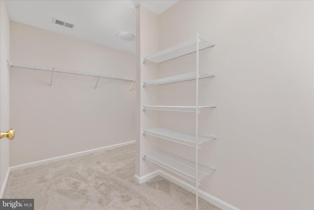 813 KINGSBROOK RD, CULPEPER, Virginia 22701, 4 Bedrooms Bedrooms, ,2 BathroomsBathrooms,Residential,813 KINGSBROOK RD,VACU2013084 MLS # VACU2013084