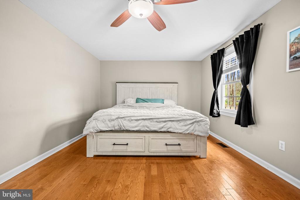 10400 LANDON LN, SPOTSYLVANIA, Virginia 22551, 2 Bedrooms Bedrooms, ,2 BathroomsBathrooms,Residential,10400 LANDON LN,VASP2040346 MLS # VASP2040346