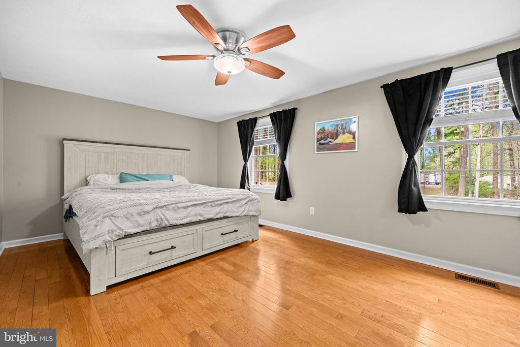 10400 LANDON LN, SPOTSYLVANIA, Virginia 22551, 2 Bedrooms Bedrooms, ,2 BathroomsBathrooms,Residential,10400 LANDON LN,VASP2040346 MLS # VASP2040346