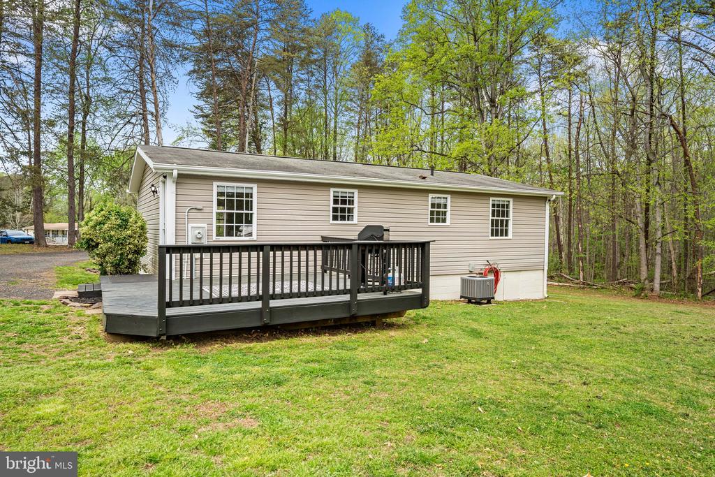 10400 LANDON LN, SPOTSYLVANIA, Virginia 22551, 2 Bedrooms Bedrooms, ,2 BathroomsBathrooms,Residential,10400 LANDON LN,VASP2040346 MLS # VASP2040346