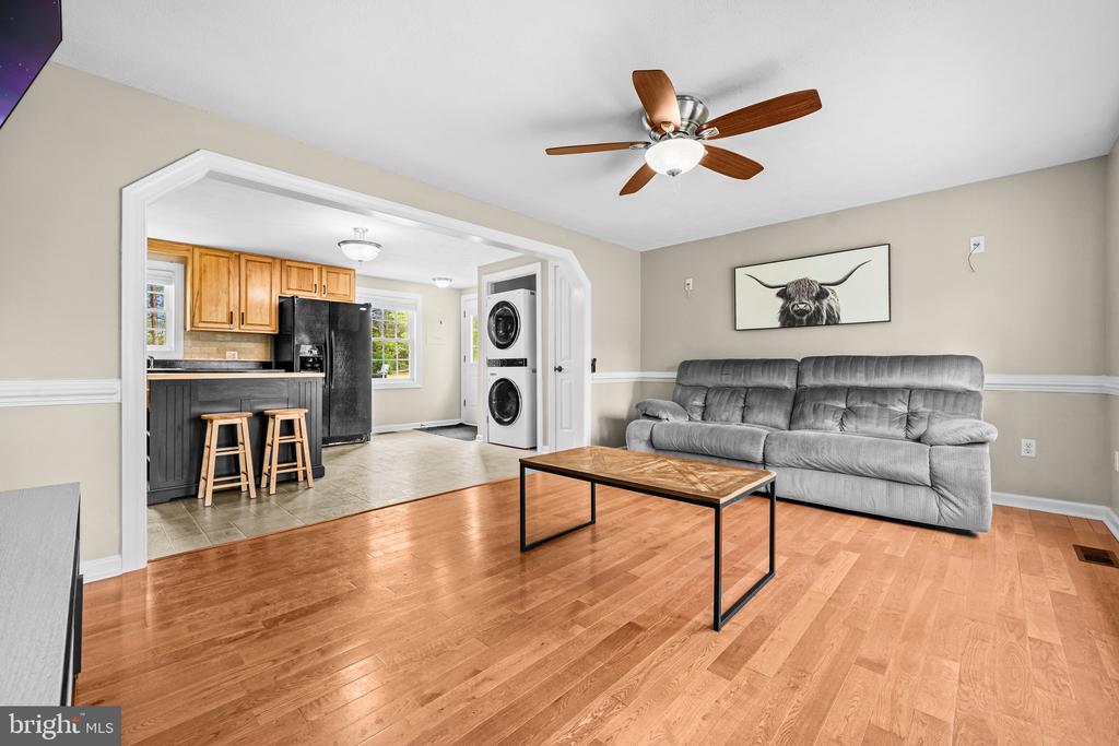 10400 LANDON LN, SPOTSYLVANIA, Virginia 22551, 2 Bedrooms Bedrooms, ,2 BathroomsBathrooms,Residential,10400 LANDON LN,VASP2040346 MLS # VASP2040346