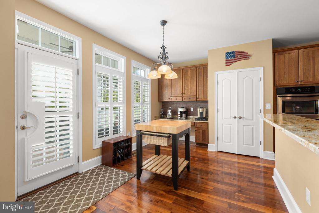 11410 STACY CROSSING WAY, FREDERICKSBURG, Virginia 22407, 6 Bedrooms Bedrooms, ,3 BathroomsBathrooms,Residential,11410 STACY CROSSING WAY,VASP2040330 MLS # VASP2040330