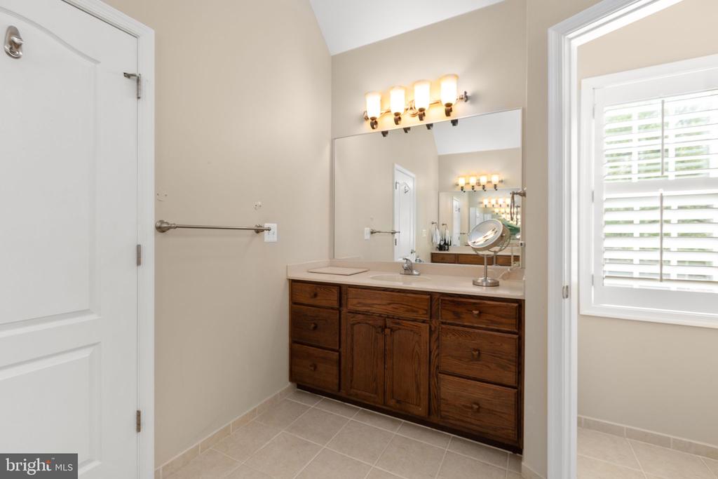 11410 STACY CROSSING WAY, FREDERICKSBURG, Virginia 22407, 6 Bedrooms Bedrooms, ,3 BathroomsBathrooms,Residential,11410 STACY CROSSING WAY,VASP2040330 MLS # VASP2040330