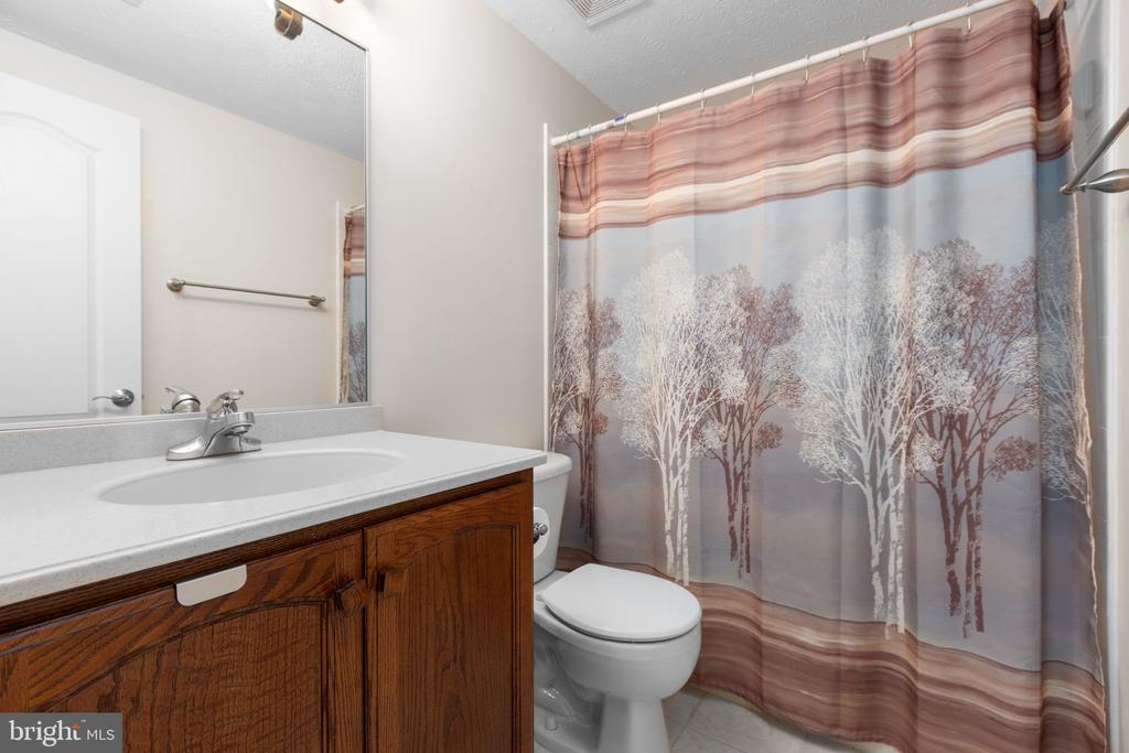 11410 STACY CROSSING WAY, FREDERICKSBURG, Virginia 22407, 6 Bedrooms Bedrooms, ,3 BathroomsBathrooms,Residential,11410 STACY CROSSING WAY,VASP2040330 MLS # VASP2040330