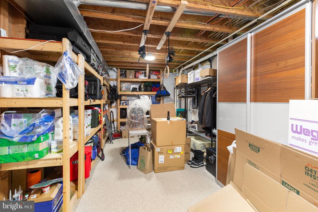 11410 STACY CROSSING WAY, FREDERICKSBURG, Virginia 22407, 6 Bedrooms Bedrooms, ,3 BathroomsBathrooms,Residential,11410 STACY CROSSING WAY,VASP2040330 MLS # VASP2040330