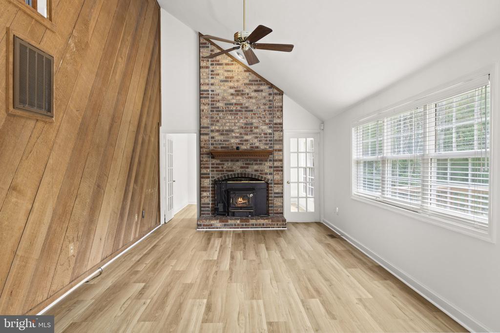 7300 RIVER RD, FREDERICKSBURG, Virginia 22407, 4 Bedrooms Bedrooms, ,3 BathroomsBathrooms,Residential,7300 RIVER RD,VASP2040662 MLS # VASP2040662