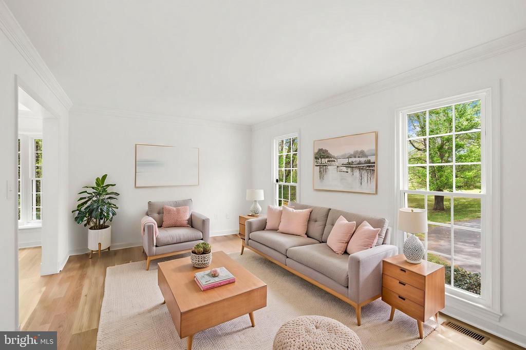 7300 RIVER RD, FREDERICKSBURG, Virginia 22407, 4 Bedrooms Bedrooms, ,3 BathroomsBathrooms,Residential,7300 RIVER RD,VASP2040662 MLS # VASP2040662