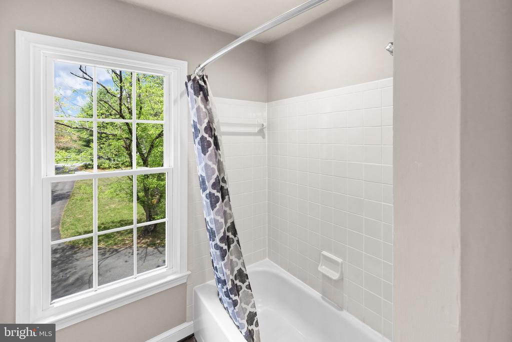 7300 RIVER RD, FREDERICKSBURG, Virginia 22407, 4 Bedrooms Bedrooms, ,3 BathroomsBathrooms,Residential,7300 RIVER RD,VASP2040662 MLS # VASP2040662