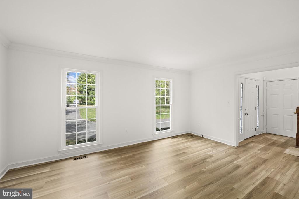 7300 RIVER RD, FREDERICKSBURG, Virginia 22407, 4 Bedrooms Bedrooms, ,3 BathroomsBathrooms,Residential,7300 RIVER RD,VASP2040662 MLS # VASP2040662