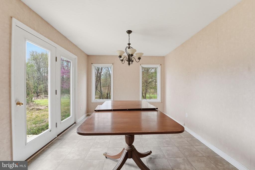 1901 MISTY MEADOWS LN, MARKHAM, Virginia, 2 Bedrooms Bedrooms, ,2 BathroomsBathrooms,Residential,1901 MISTY MEADOWS LN,VAFQ2021462 MLS # VAFQ2021462