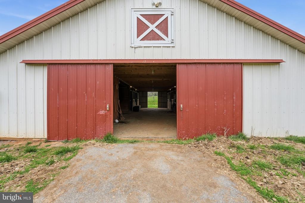 1901 MISTY MEADOWS LN, MARKHAM, Virginia, 2 Bedrooms Bedrooms, ,2 BathroomsBathrooms,Residential,1901 MISTY MEADOWS LN,VAFQ2021462 MLS # VAFQ2021462