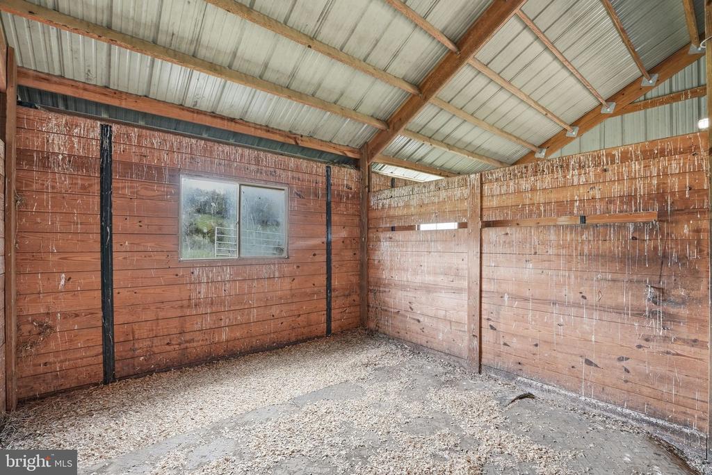 1901 MISTY MEADOWS LN, MARKHAM, Virginia, 2 Bedrooms Bedrooms, ,2 BathroomsBathrooms,Residential,1901 MISTY MEADOWS LN,VAFQ2021462 MLS # VAFQ2021462