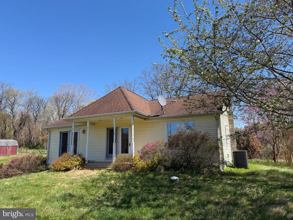 1901 MISTY MEADOWS LN, MARKHAM, Virginia, 2 Bedrooms Bedrooms, ,2 BathroomsBathrooms,Residential,1901 MISTY MEADOWS LN,VAFQ2021462 MLS # VAFQ2021462