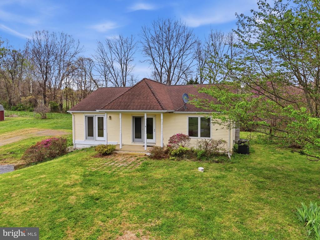 1901 MISTY MEADOWS LN, MARKHAM, Virginia, 2 Bedrooms Bedrooms, ,2 BathroomsBathrooms,Residential,1901 MISTY MEADOWS LN,VAFQ2021462 MLS # VAFQ2021462