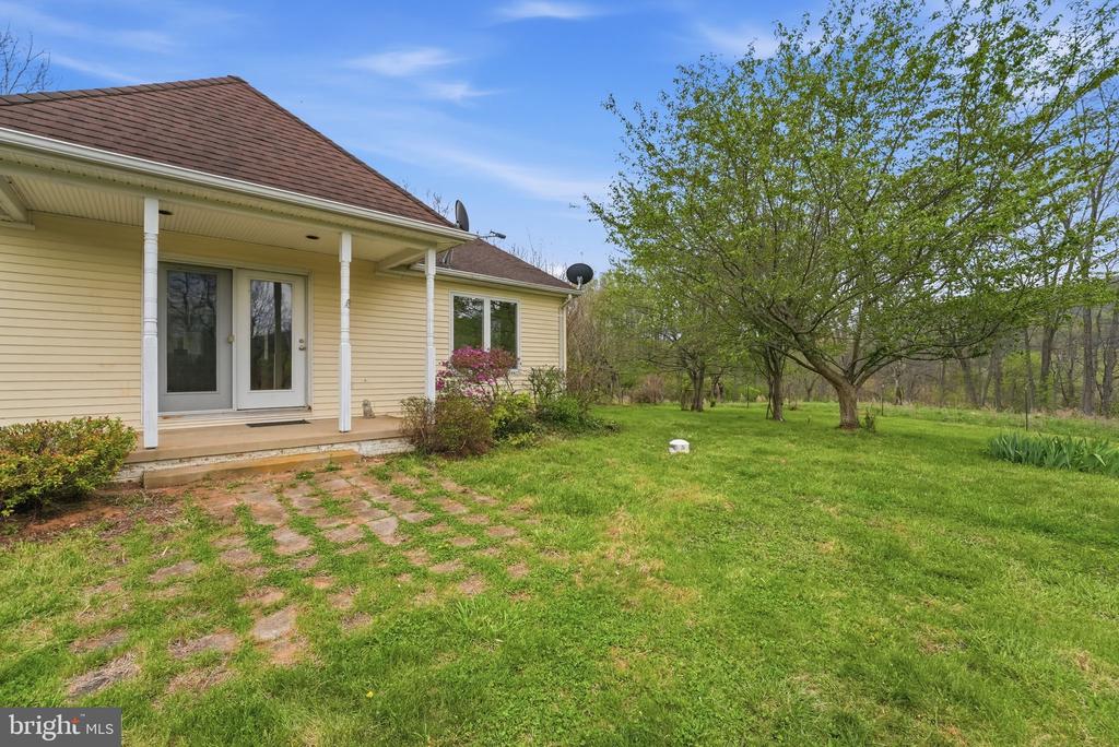 1901 MISTY MEADOWS LN, MARKHAM, Virginia, 2 Bedrooms Bedrooms, ,2 BathroomsBathrooms,Residential,1901 MISTY MEADOWS LN,VAFQ2021462 MLS # VAFQ2021462