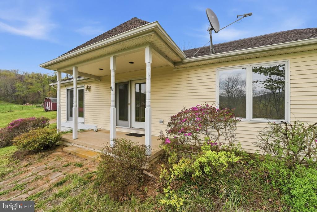 1901 MISTY MEADOWS LN, MARKHAM, Virginia, 2 Bedrooms Bedrooms, ,2 BathroomsBathrooms,Residential,1901 MISTY MEADOWS LN,VAFQ2021462 MLS # VAFQ2021462