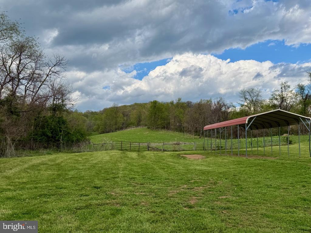 1901 MISTY MEADOWS LN, MARKHAM, Virginia, 2 Bedrooms Bedrooms, ,2 BathroomsBathrooms,Residential,1901 MISTY MEADOWS LN,VAFQ2021462 MLS # VAFQ2021462