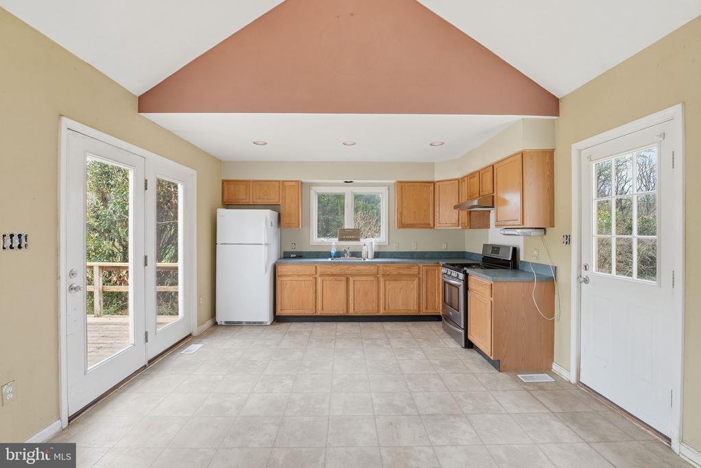 1901 MISTY MEADOWS LN, MARKHAM, Virginia, 2 Bedrooms Bedrooms, ,2 BathroomsBathrooms,Residential,1901 MISTY MEADOWS LN,VAFQ2021462 MLS # VAFQ2021462