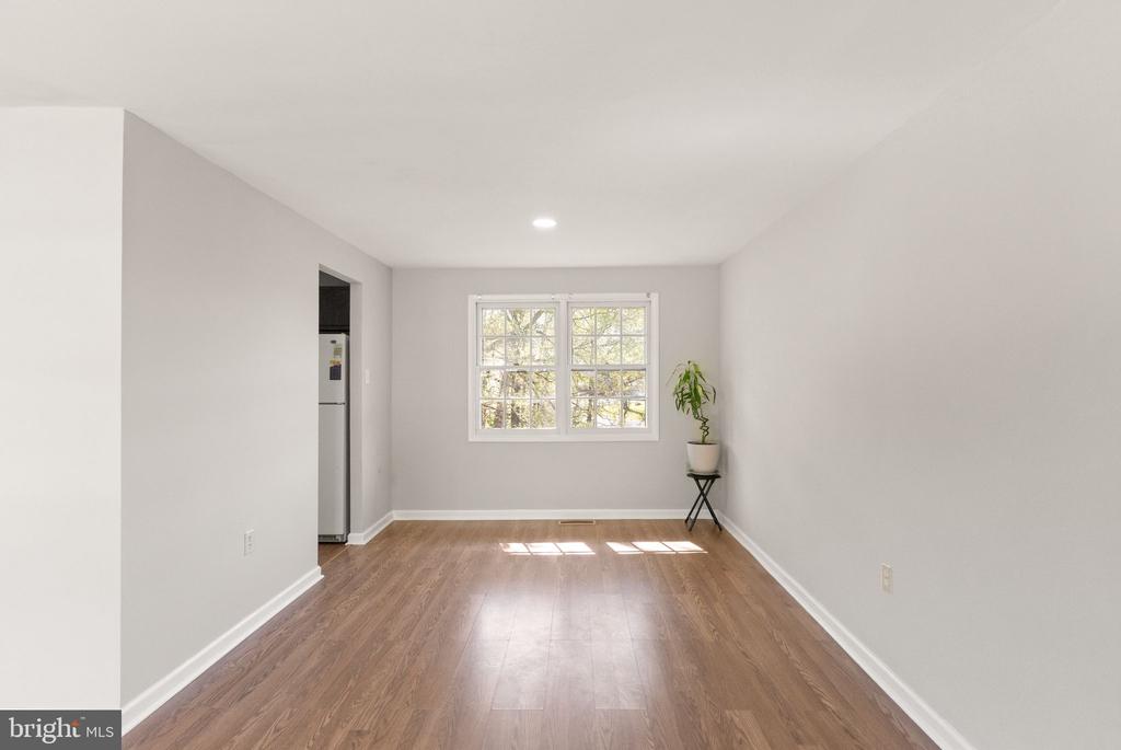 3214 WAVERLY DR, FREDERICKSBURG, Virginia 22407, 4 Bedrooms Bedrooms, ,3 BathroomsBathrooms,Residential,3214 WAVERLY DR,VASP2040350 MLS # VASP2040350