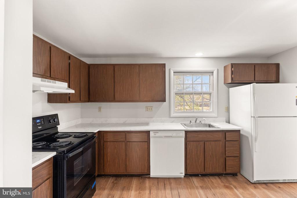 3214 WAVERLY DR, FREDERICKSBURG, Virginia 22407, 4 Bedrooms Bedrooms, ,3 BathroomsBathrooms,Residential,3214 WAVERLY DR,VASP2040350 MLS # VASP2040350