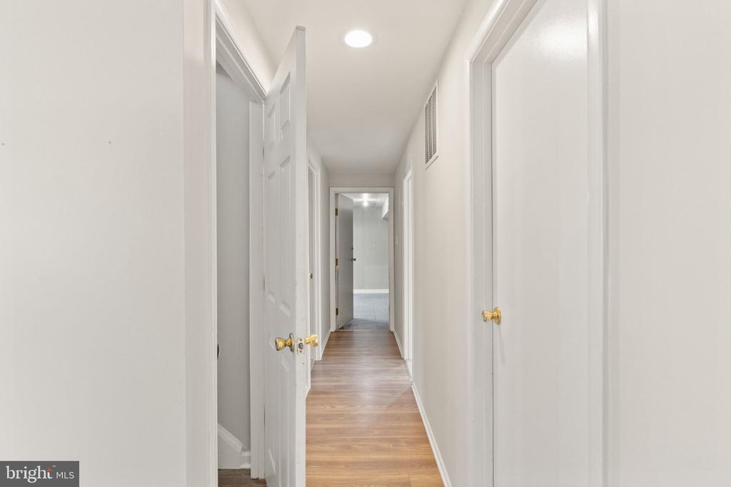 3214 WAVERLY DR, FREDERICKSBURG, Virginia 22407, 4 Bedrooms Bedrooms, ,3 BathroomsBathrooms,Residential,3214 WAVERLY DR,VASP2040350 MLS # VASP2040350