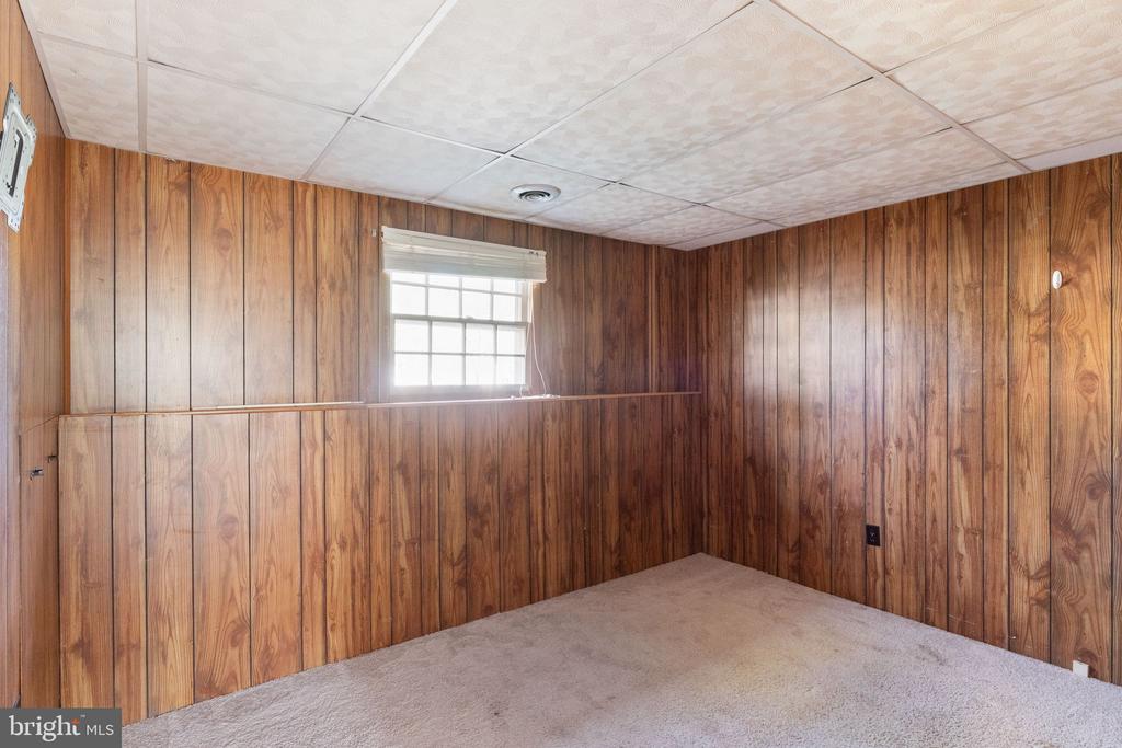 3214 WAVERLY DR, FREDERICKSBURG, Virginia 22407, 4 Bedrooms Bedrooms, ,3 BathroomsBathrooms,Residential,3214 WAVERLY DR,VASP2040350 MLS # VASP2040350