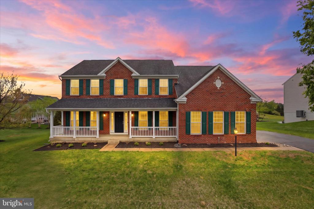 7550 EDINGTON DR, WARRENTON, Virginia, 4 Bedrooms Bedrooms, ,2 BathroomsBathrooms,Residential,7550 EDINGTON DR,VAFQ2021090 MLS # VAFQ2021090