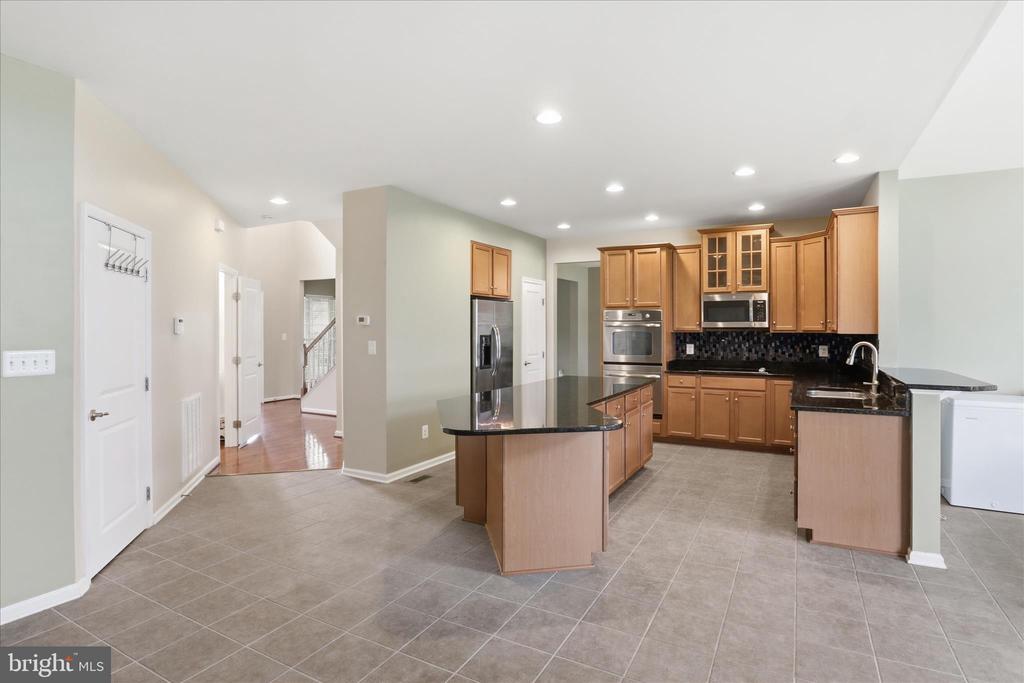 7550 EDINGTON DR, WARRENTON, Virginia, 4 Bedrooms Bedrooms, ,2 BathroomsBathrooms,Residential,7550 EDINGTON DR,VAFQ2021090 MLS # VAFQ2021090