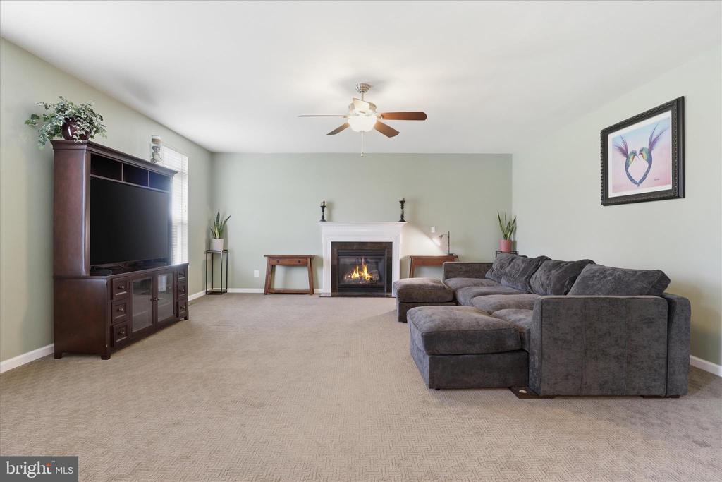 7550 EDINGTON DR, WARRENTON, Virginia, 4 Bedrooms Bedrooms, ,2 BathroomsBathrooms,Residential,7550 EDINGTON DR,VAFQ2021090 MLS # VAFQ2021090