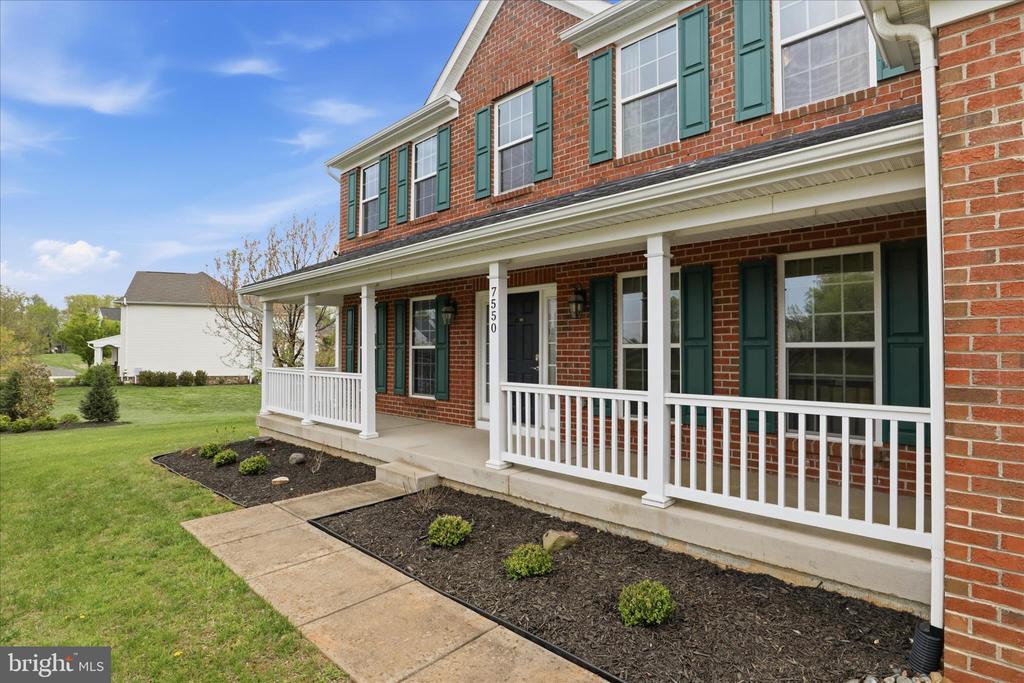 7550 EDINGTON DR, WARRENTON, Virginia, 4 Bedrooms Bedrooms, ,2 BathroomsBathrooms,Residential,7550 EDINGTON DR,VAFQ2021090 MLS # VAFQ2021090