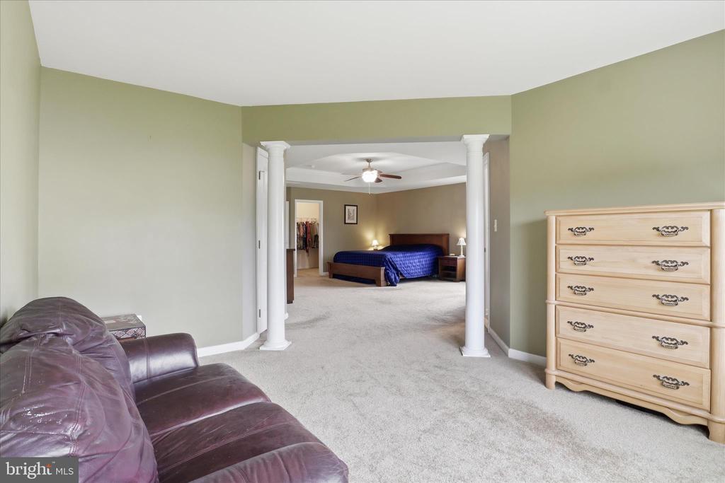 7550 EDINGTON DR, WARRENTON, Virginia, 4 Bedrooms Bedrooms, ,2 BathroomsBathrooms,Residential,7550 EDINGTON DR,VAFQ2021090 MLS # VAFQ2021090