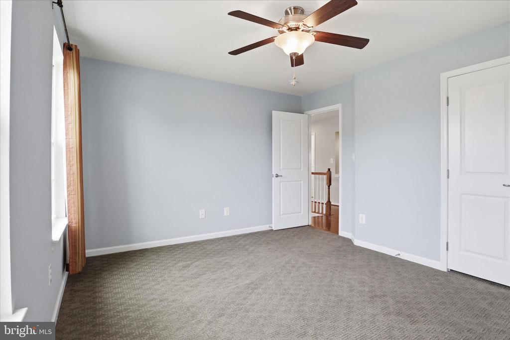 7550 EDINGTON DR, WARRENTON, Virginia, 4 Bedrooms Bedrooms, ,2 BathroomsBathrooms,Residential,7550 EDINGTON DR,VAFQ2021090 MLS # VAFQ2021090