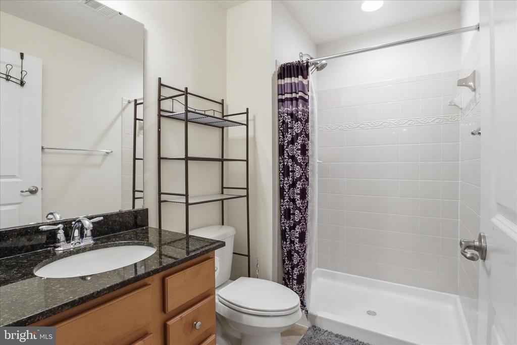 7550 EDINGTON DR, WARRENTON, Virginia, 4 Bedrooms Bedrooms, ,2 BathroomsBathrooms,Residential,7550 EDINGTON DR,VAFQ2021090 MLS # VAFQ2021090