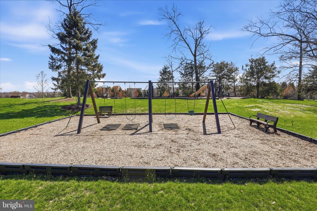 7550 EDINGTON DR, WARRENTON, Virginia, 4 Bedrooms Bedrooms, ,2 BathroomsBathrooms,Residential,7550 EDINGTON DR,VAFQ2021090 MLS # VAFQ2021090