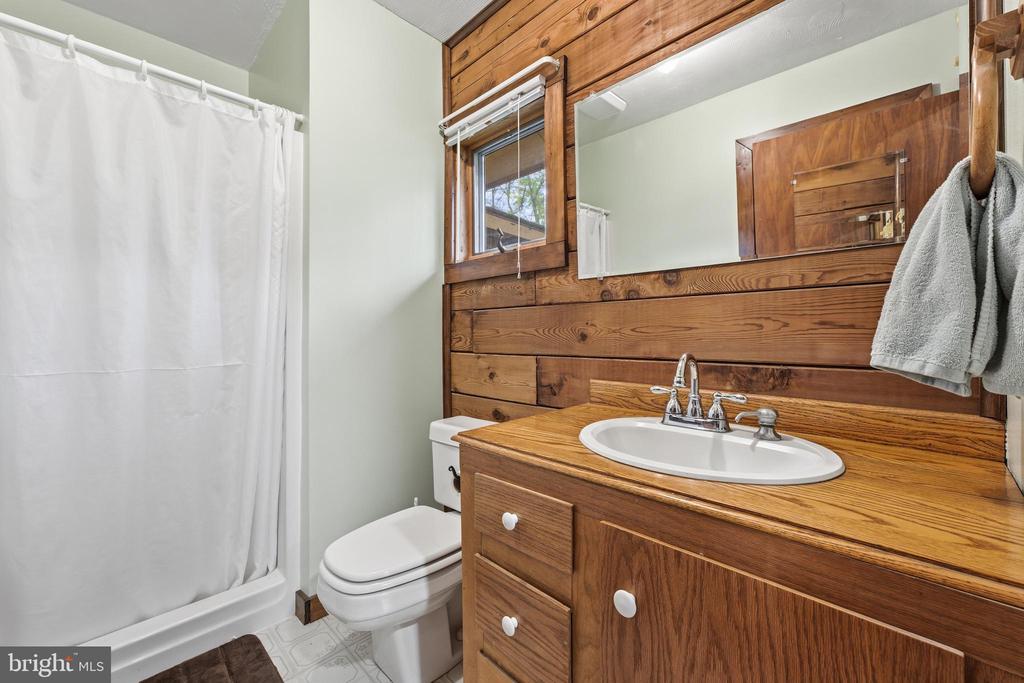 2123 OAK PARK, MADISON, Virginia 22727, 3 Bedrooms Bedrooms, ,2 BathroomsBathrooms,Residential,2123 OAK PARK,VAMA2002694 MLS # VAMA2002694