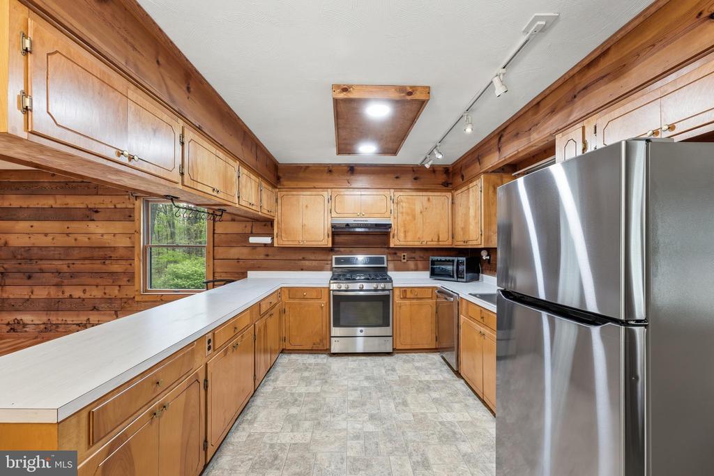 2123 OAK PARK, MADISON, Virginia 22727, 3 Bedrooms Bedrooms, ,2 BathroomsBathrooms,Residential,2123 OAK PARK,VAMA2002694 MLS # VAMA2002694