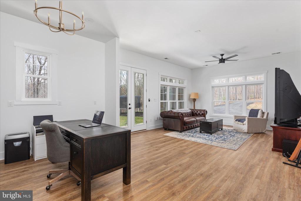 8189 SUMMERFIELD HILLS DR, WARRENTON, Virginia 20186, 5 Bedrooms Bedrooms, ,4 BathroomsBathrooms,Residential,8189 SUMMERFIELD HILLS DR,VAFQ2021482 MLS # VAFQ2021482