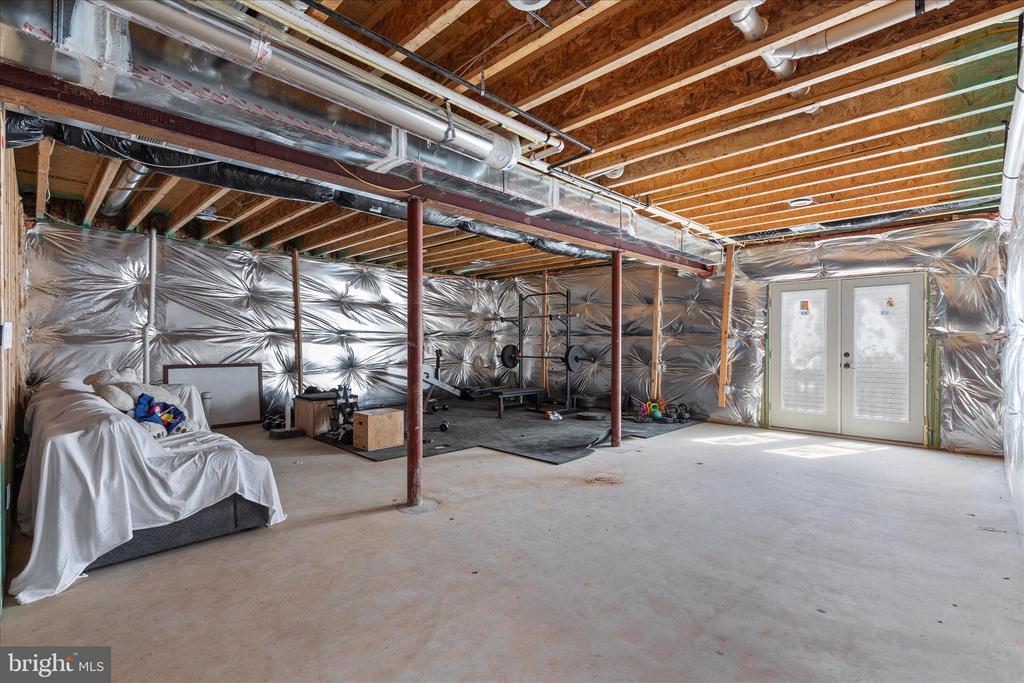 8189 SUMMERFIELD HILLS DR, WARRENTON, Virginia 20186, 5 Bedrooms Bedrooms, ,4 BathroomsBathrooms,Residential,8189 SUMMERFIELD HILLS DR,VAFQ2021482 MLS # VAFQ2021482