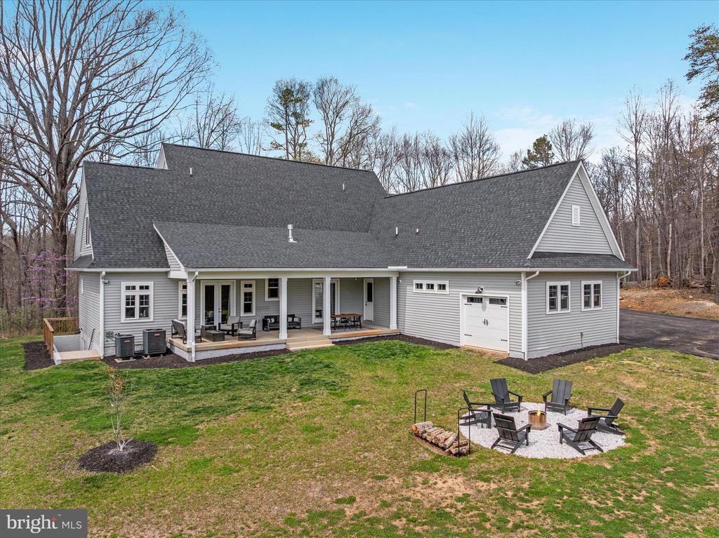 8189 SUMMERFIELD HILLS DR, WARRENTON, Virginia 20186, 5 Bedrooms Bedrooms, ,4 BathroomsBathrooms,Residential,8189 SUMMERFIELD HILLS DR,VAFQ2021482 MLS # VAFQ2021482